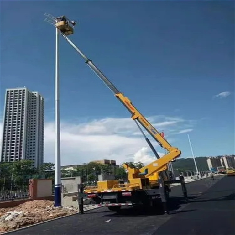 镇远维修路灯的曲臂升降车出租