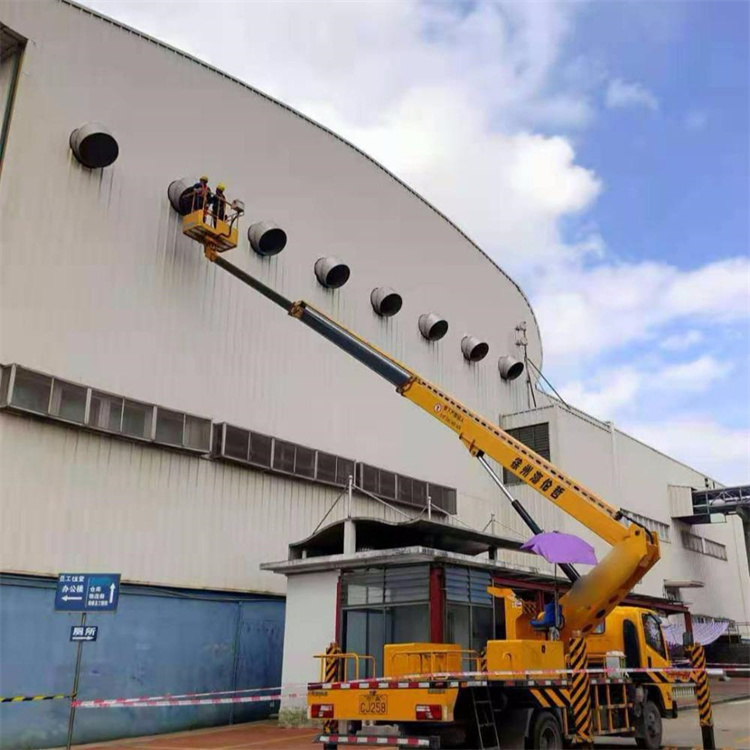 镇远高空作业车出租服务：专业广告牌安装解决方案