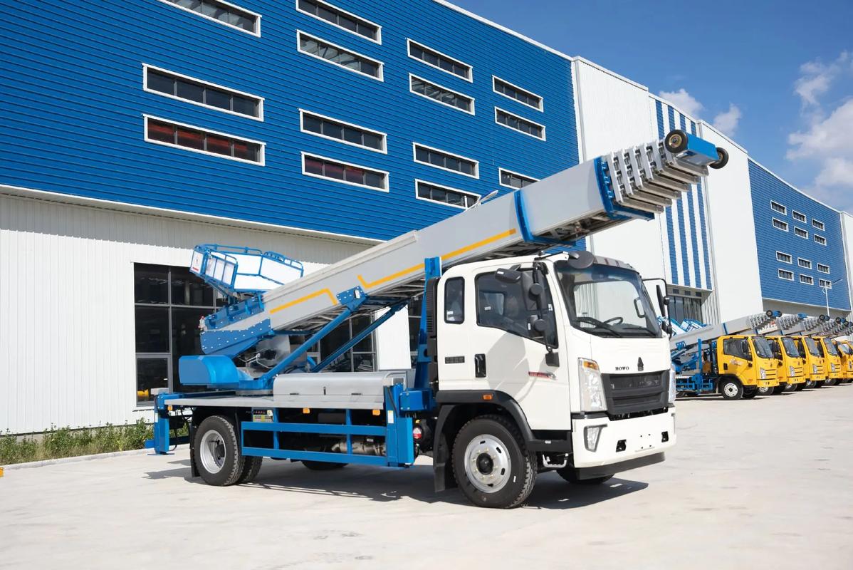 镇远出租云梯车高空作业车 建筑垃圾搬运